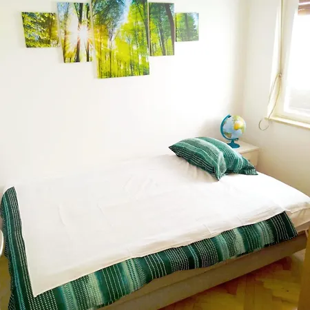 Apartament Pomalo Retreat *