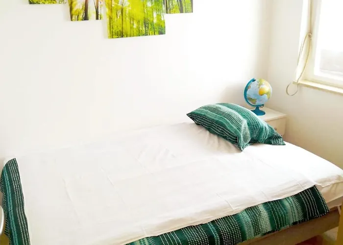 Apartamento Pomalo Retreat, Your Calm Escape Near The City, Sunlit Terrace, Space & Comfort And Parking *
