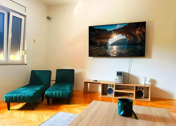 Apartamento Pomalo Retreat, Your Calm Escape Near The City, Sunlit Terrace, Space & Comfort And Parking