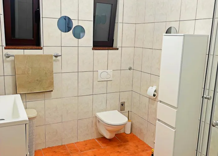 Pomalo Retreat, Your Calm Escape Near The City, Sunlit Terrace, Space & Comfort And Parking Apartamento Split